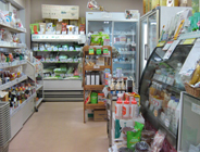 EMショップ 百姓家族 店内